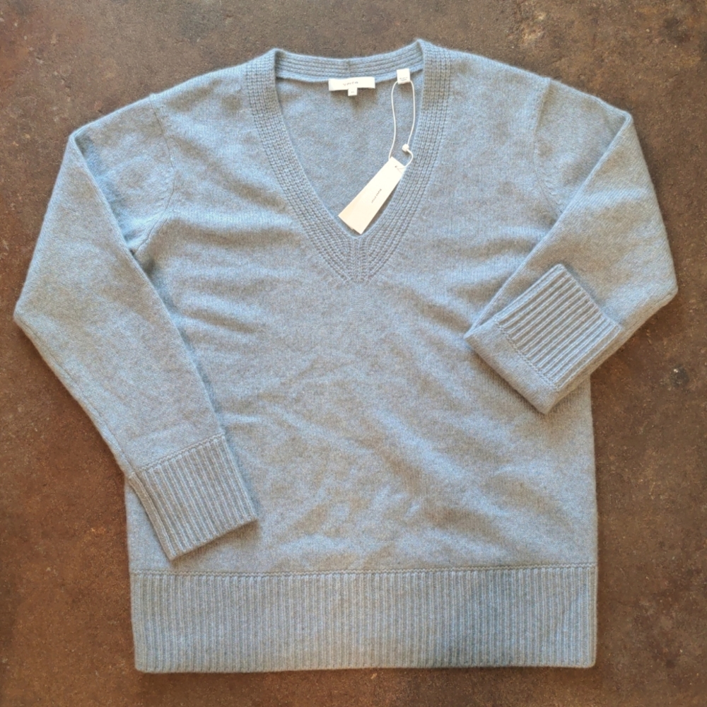 NWT Vince 100% cashmere sweater size XS